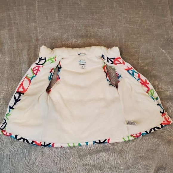 Old Navy White Peace Signs & Hearts Puffer Vest, Blue Pink, Girls Size 8 Medium - Picture 8 of 8